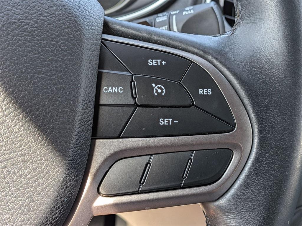 used 2019 Jeep Cherokee car, priced at $21,977