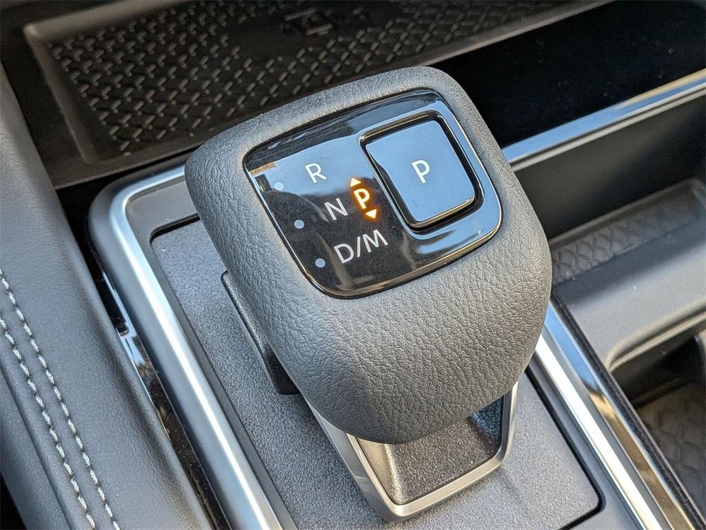 new 2025 Nissan Pathfinder car, priced at $48,175