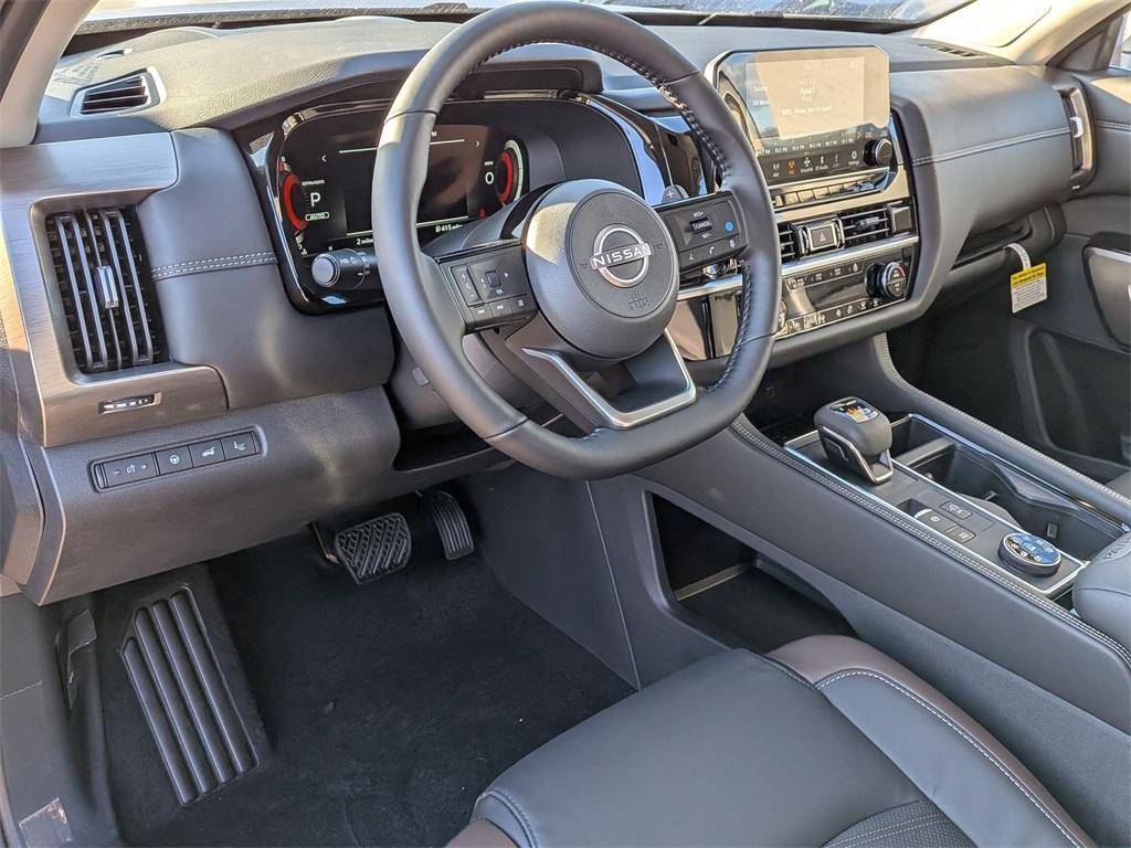new 2025 Nissan Pathfinder car, priced at $48,175