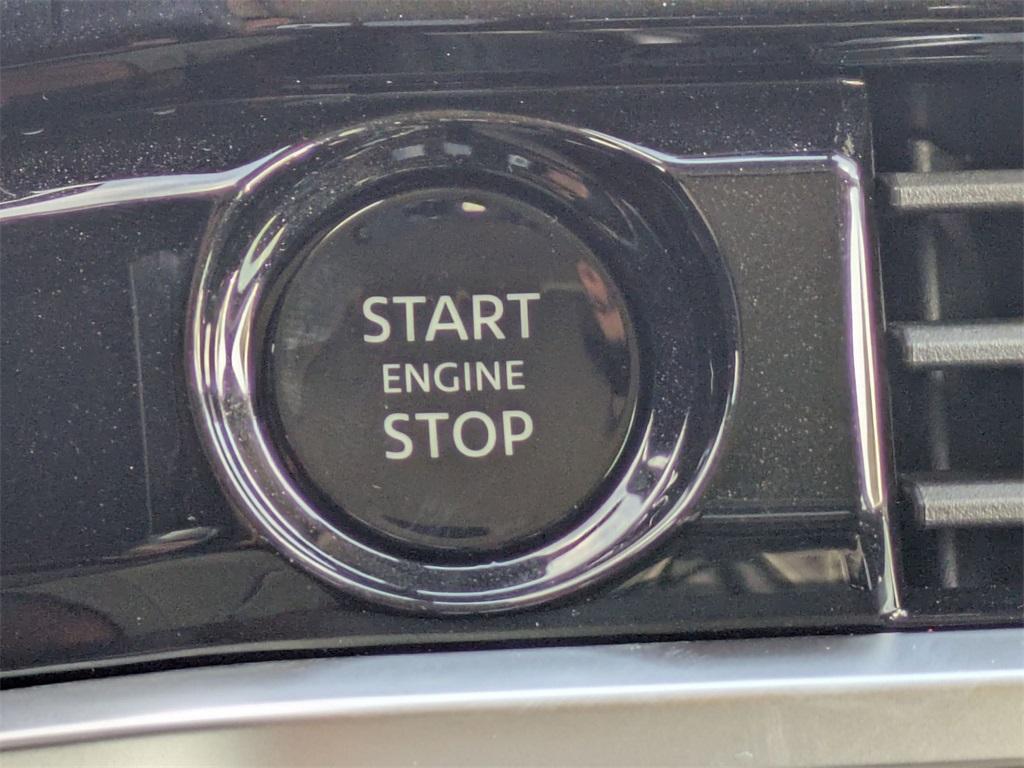 new 2025 Nissan Pathfinder car, priced at $48,960