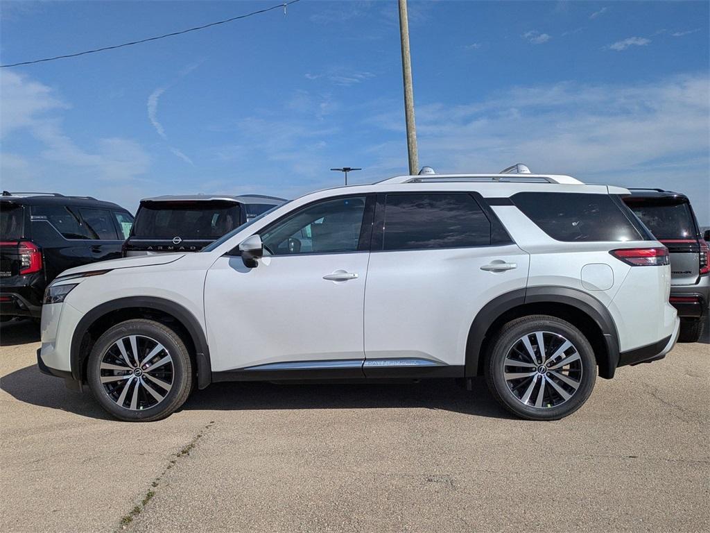 new 2025 Nissan Pathfinder car, priced at $48,960