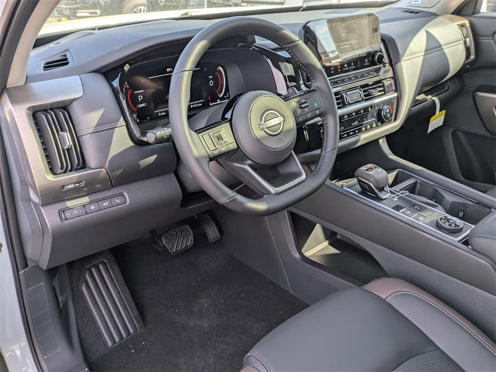 new 2025 Nissan Pathfinder car, priced at $48,960