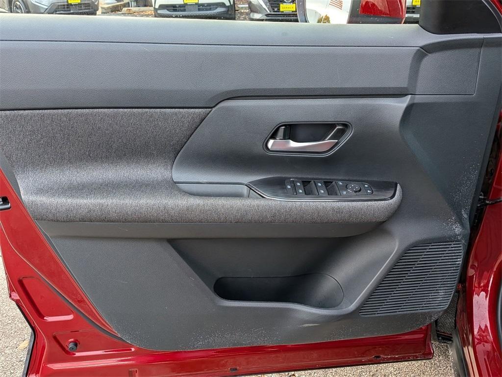 new 2025 Nissan Kicks car, priced at $21,585