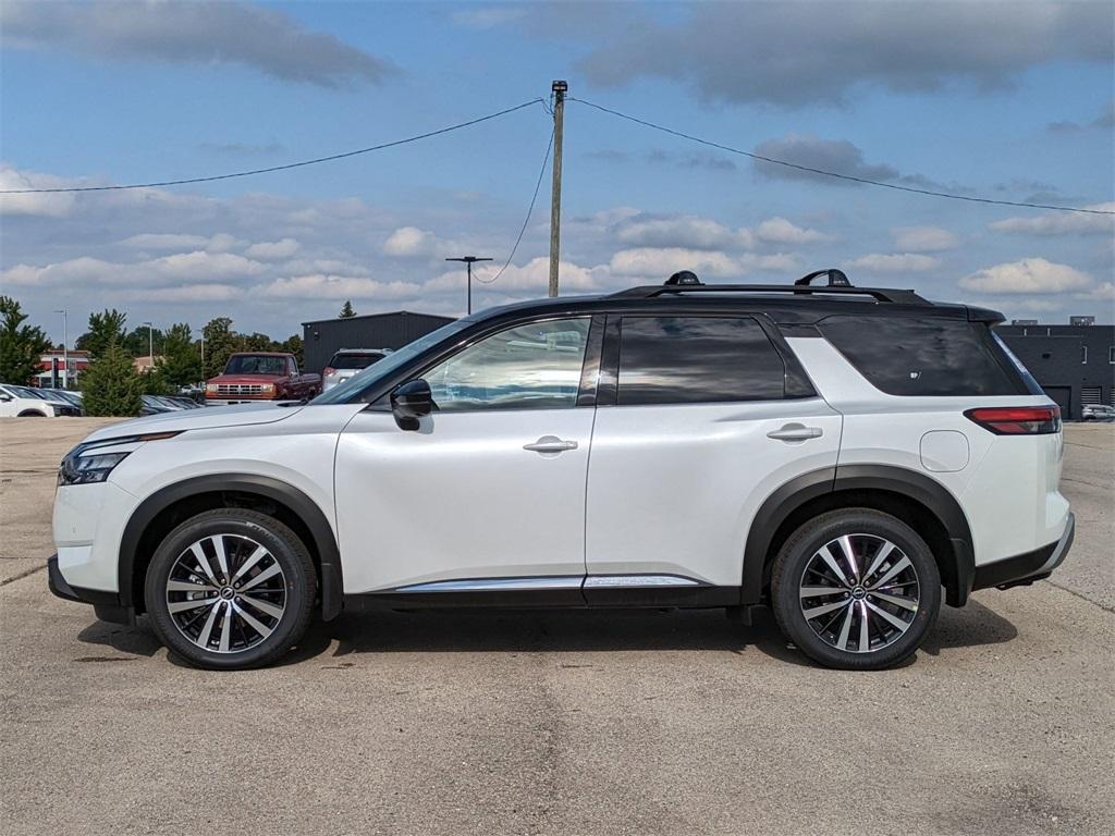 new 2025 Nissan Pathfinder car, priced at $50,552