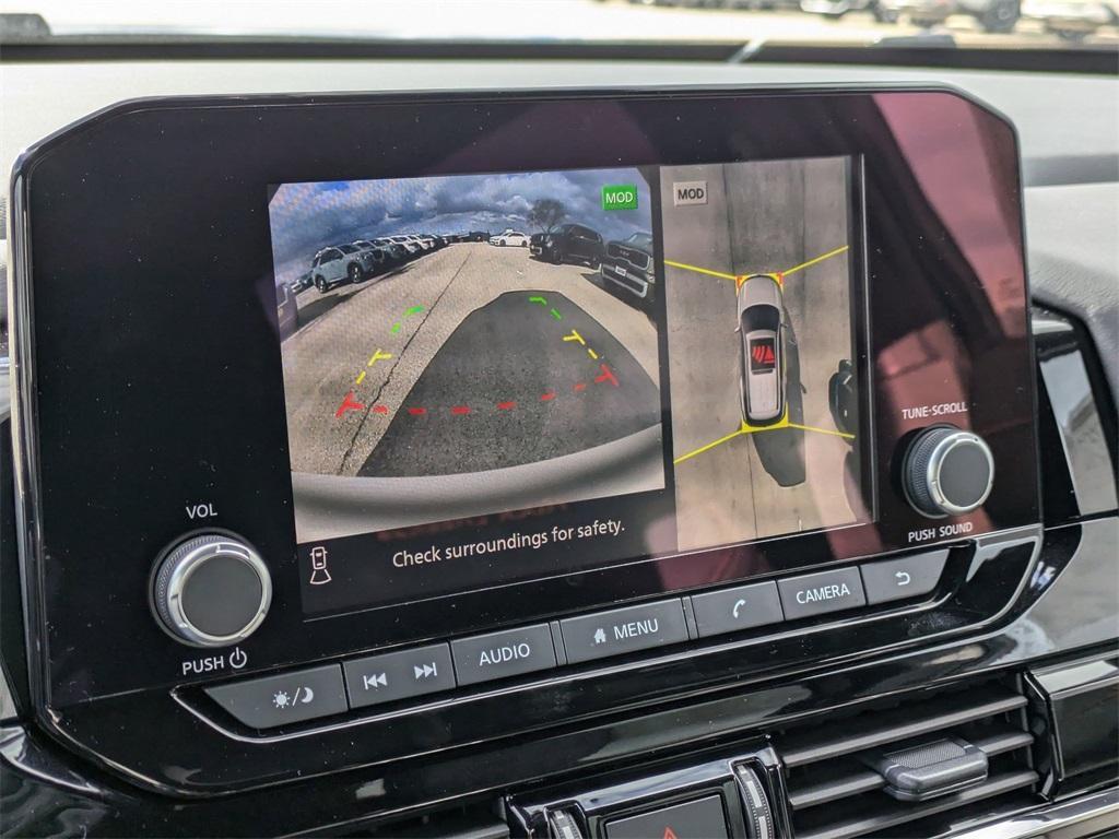 new 2025 Nissan Pathfinder car, priced at $44,082