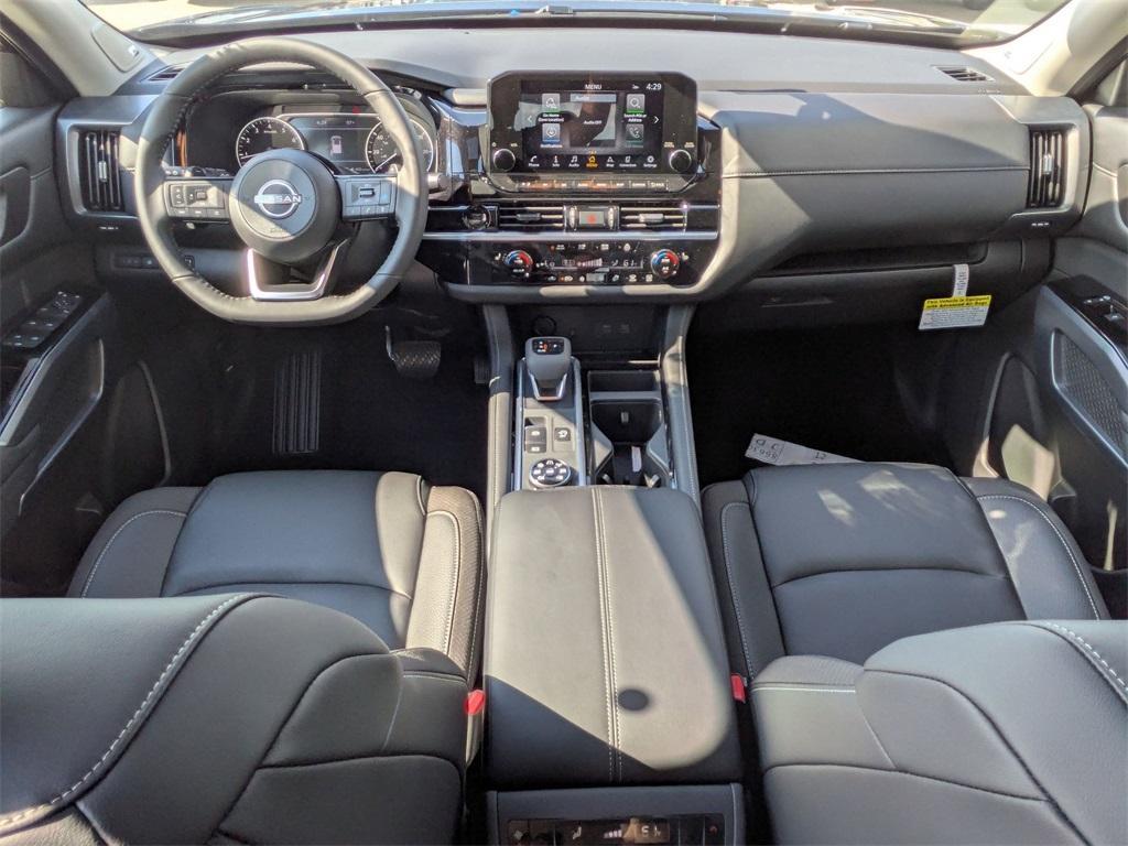 new 2025 Nissan Pathfinder car, priced at $45,918