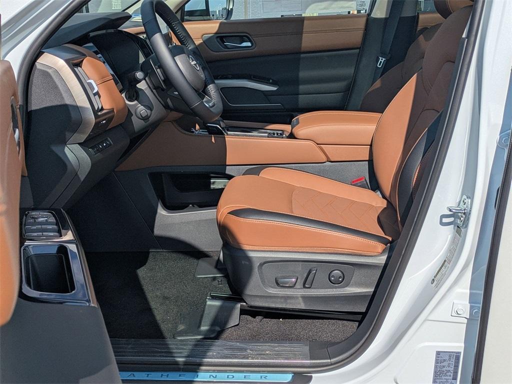 new 2025 Nissan Pathfinder car, priced at $50,285