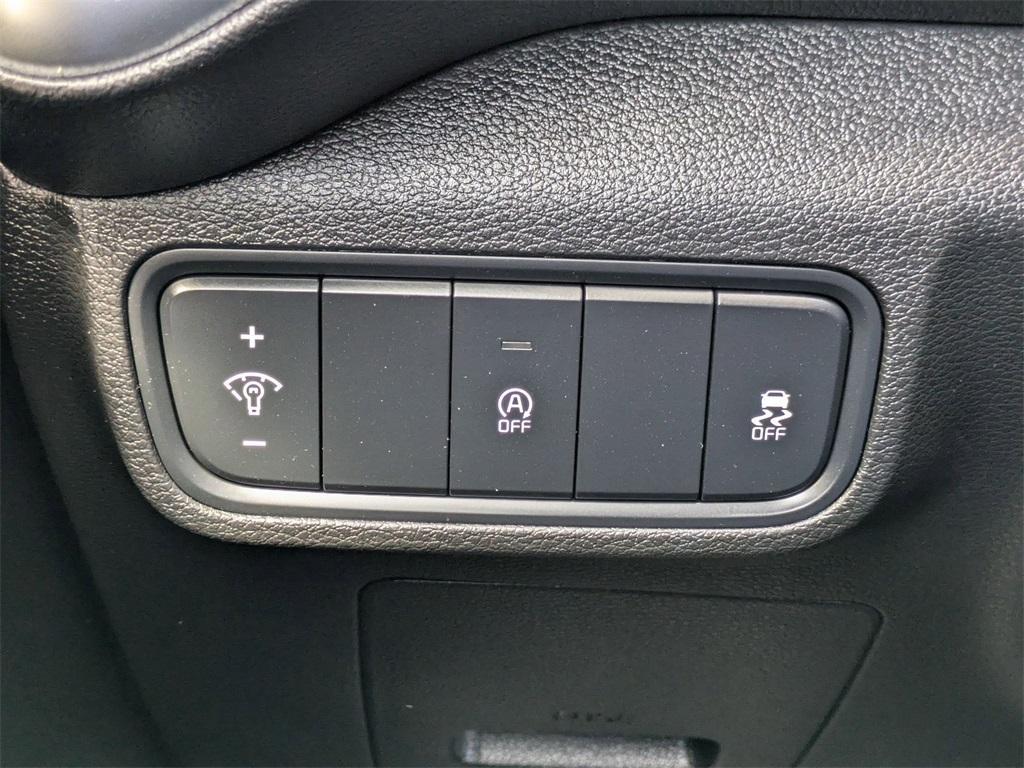 used 2022 Kia Soul car, priced at $17,977