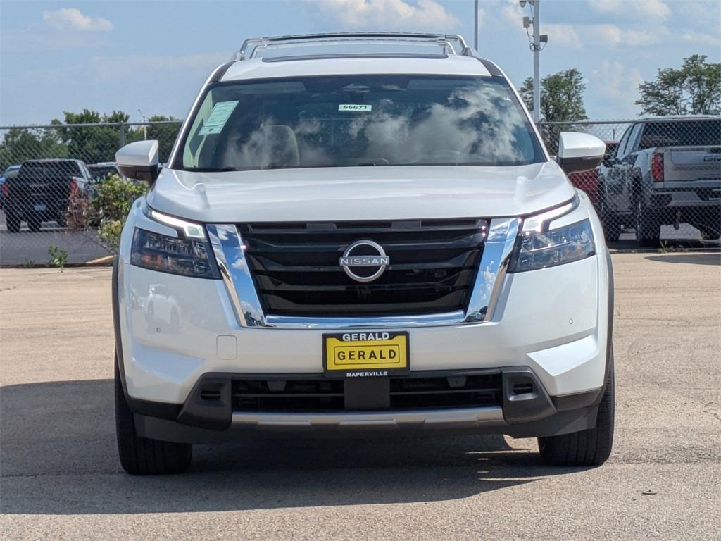 new 2025 Nissan Pathfinder car, priced at $46,324