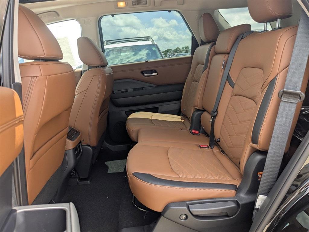new 2025 Nissan Pathfinder car, priced at $49,395