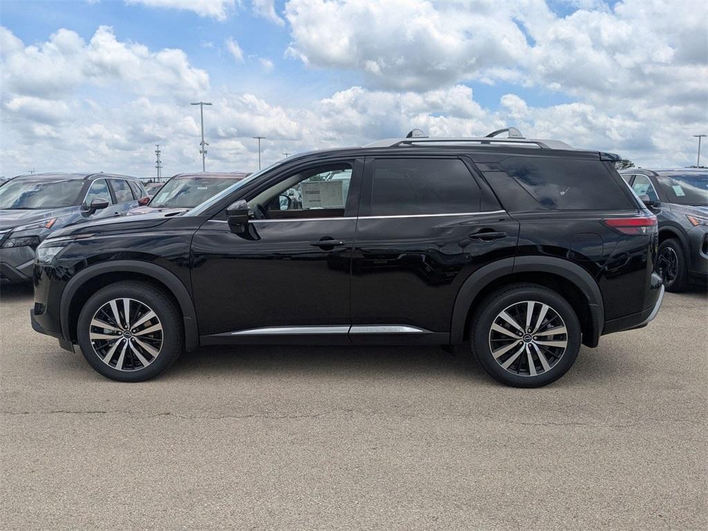 new 2025 Nissan Pathfinder car, priced at $49,395