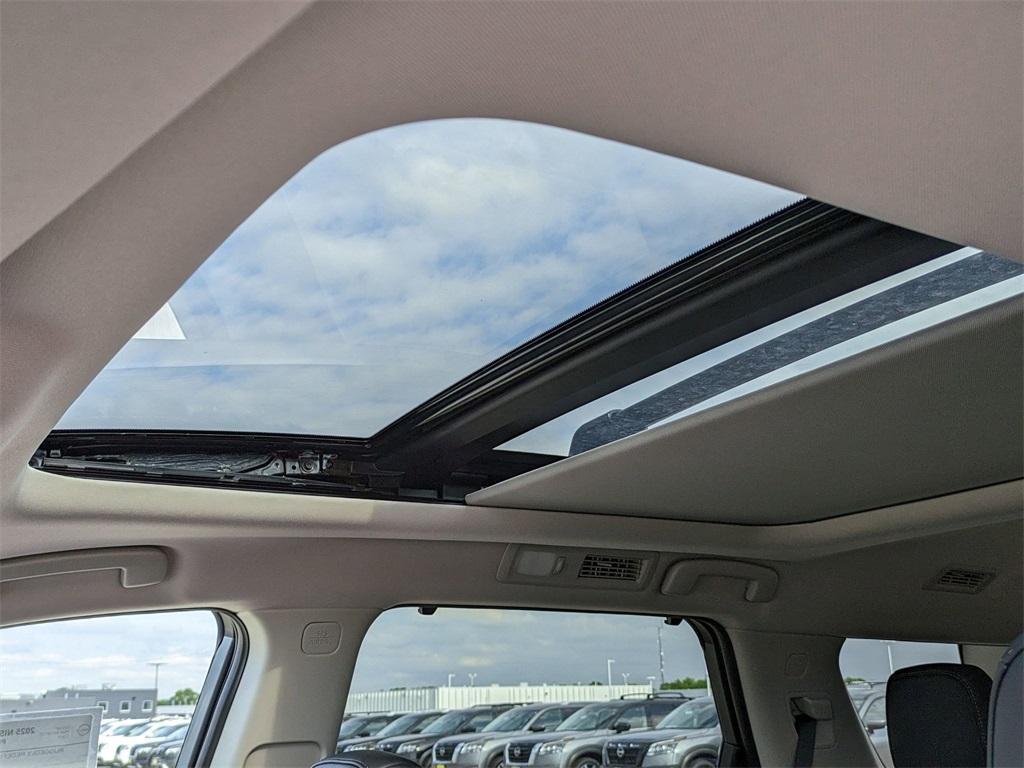 new 2025 Nissan Pathfinder car, priced at $49,667