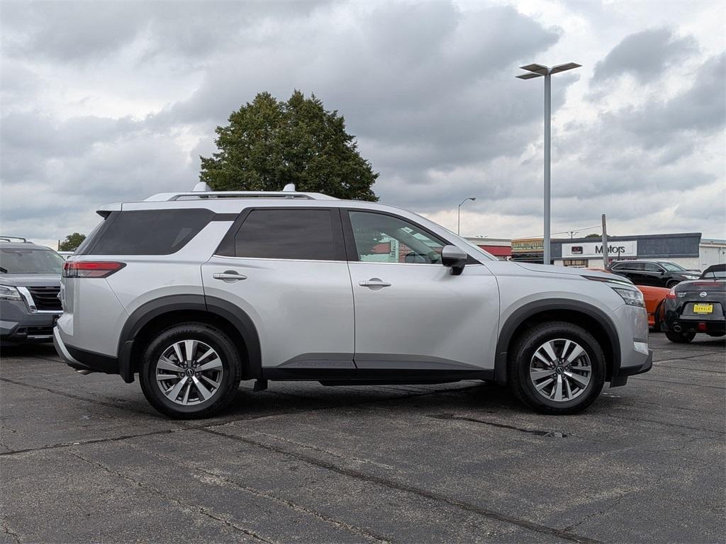 used 2023 Nissan Pathfinder car, priced at $35,977