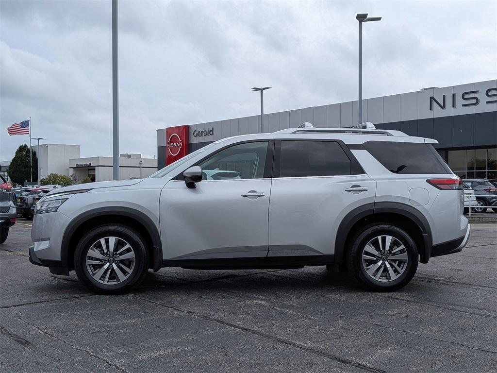 used 2023 Nissan Pathfinder car, priced at $35,977