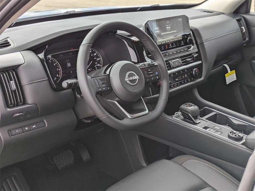 new 2025 Nissan Pathfinder car, priced at $43,707