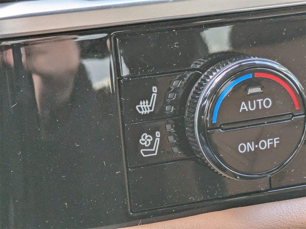 new 2025 Nissan Pathfinder car, priced at $49,765
