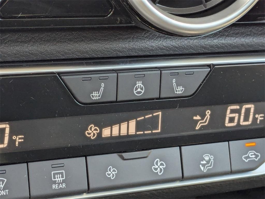 new 2025 Nissan Sentra car, priced at $28,321