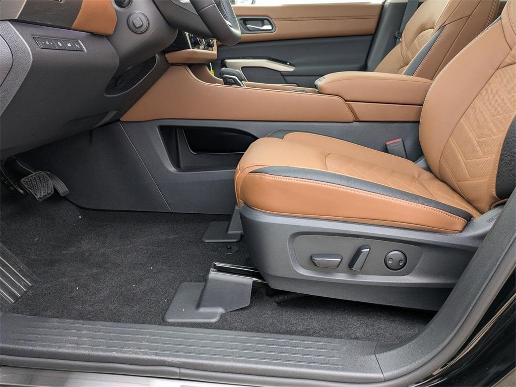 new 2025 Nissan Pathfinder car, priced at $49,055