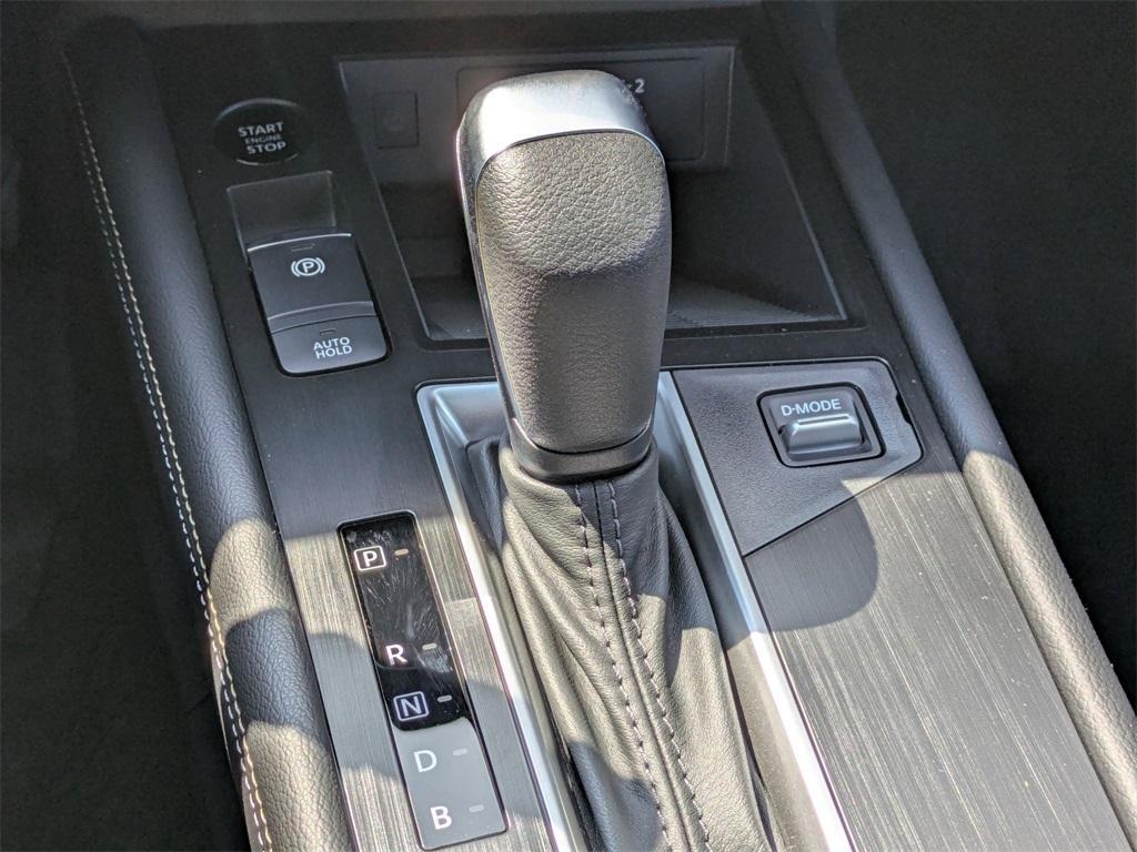 new 2025 Nissan Kicks car, priced at $25,855