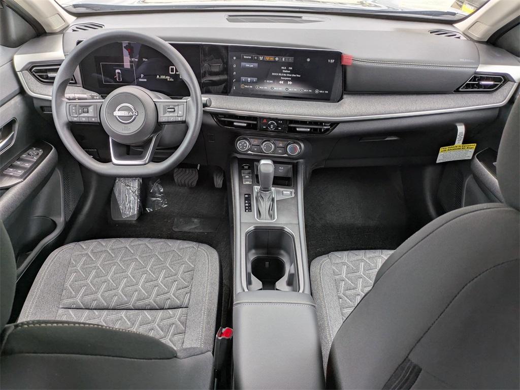 new 2025 Nissan Kicks car, priced at $24,715