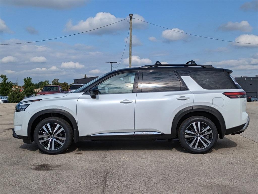 new 2025 Nissan Pathfinder car, priced at $51,752
