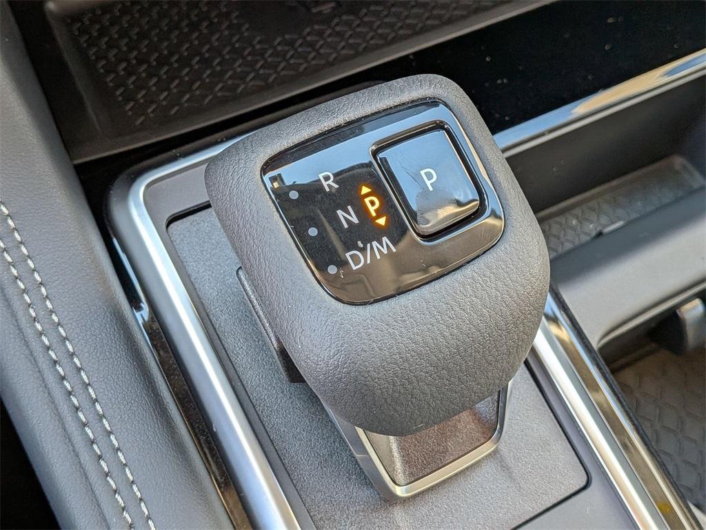 new 2025 Nissan Pathfinder car, priced at $48,960