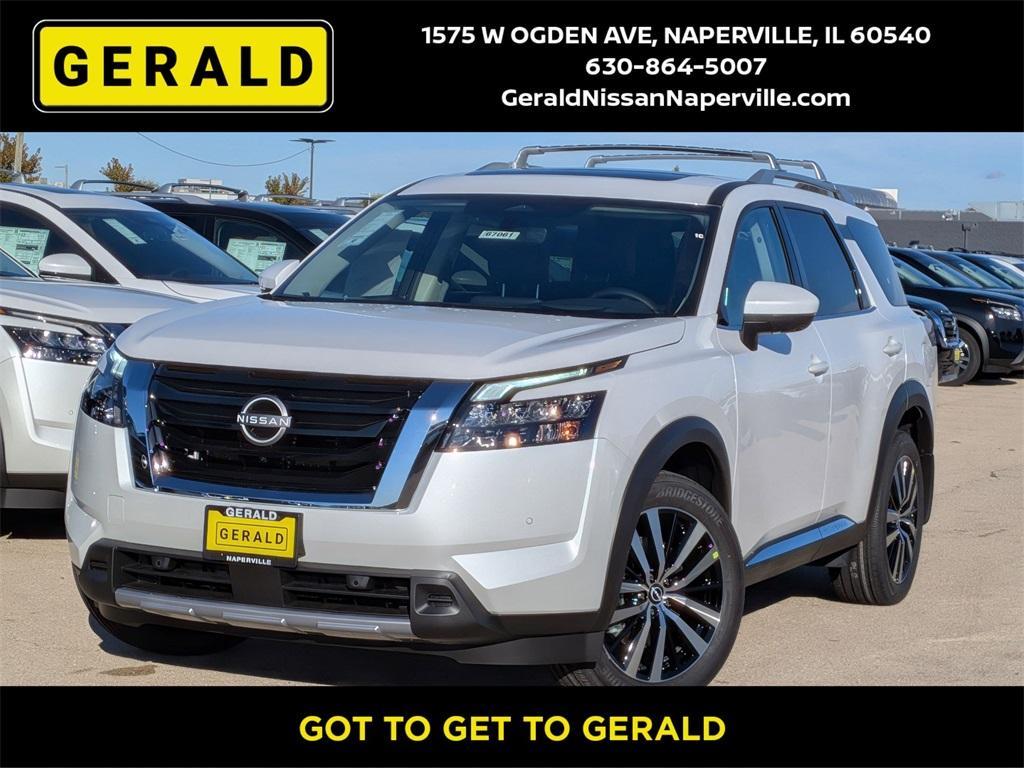 new 2025 Nissan Pathfinder car, priced at $48,960