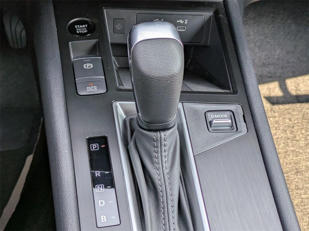 new 2025 Nissan Kicks car, priced at $23,559