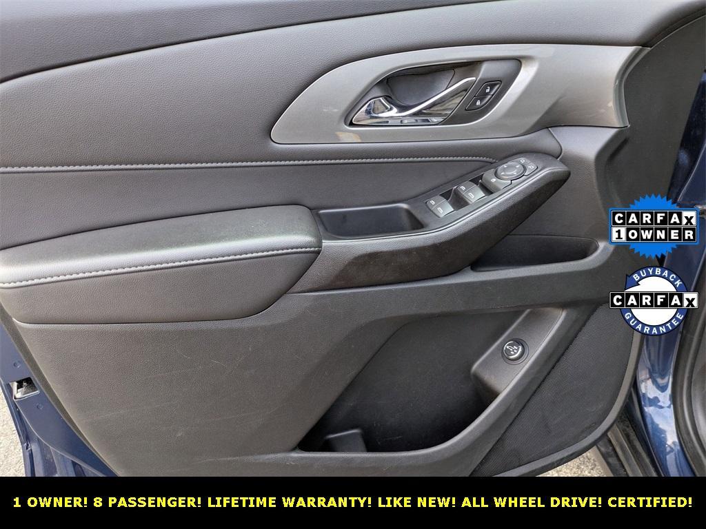 used 2023 Chevrolet Traverse car, priced at $27,277