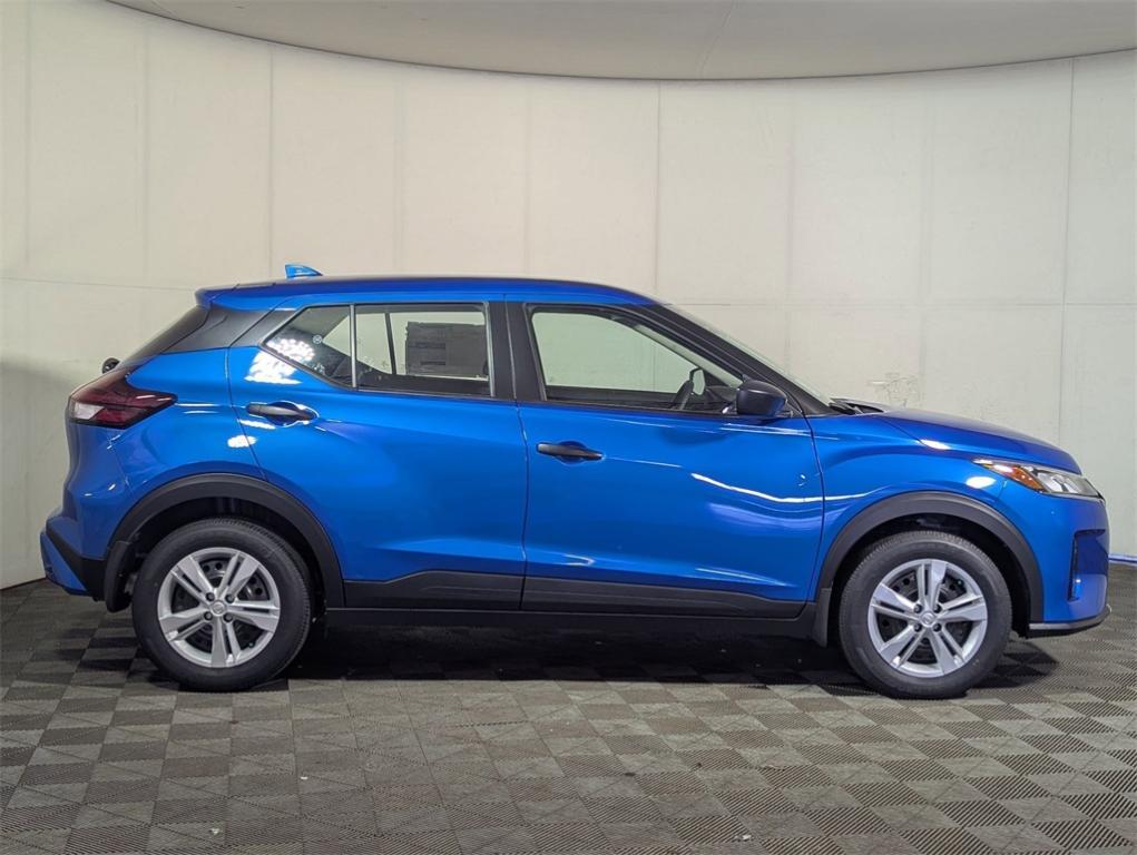 new 2025 Nissan Kicks Play car, priced at $21,979