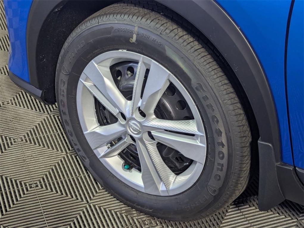 new 2025 Nissan Kicks Play car, priced at $21,979