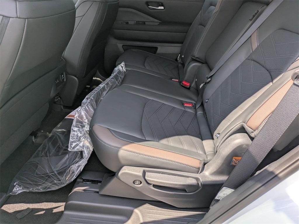 new 2025 Nissan Pathfinder car, priced at $49,795