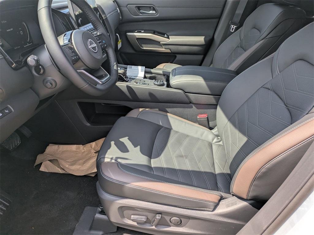 new 2025 Nissan Pathfinder car, priced at $49,795