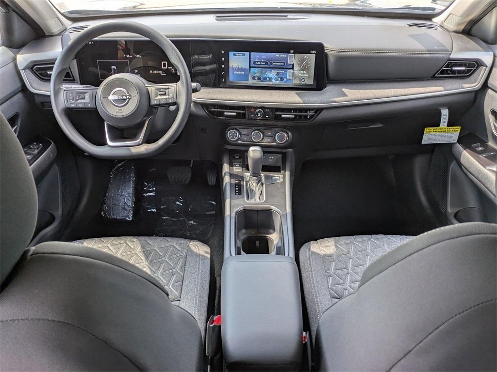 new 2025 Nissan Kicks car, priced at $23,379