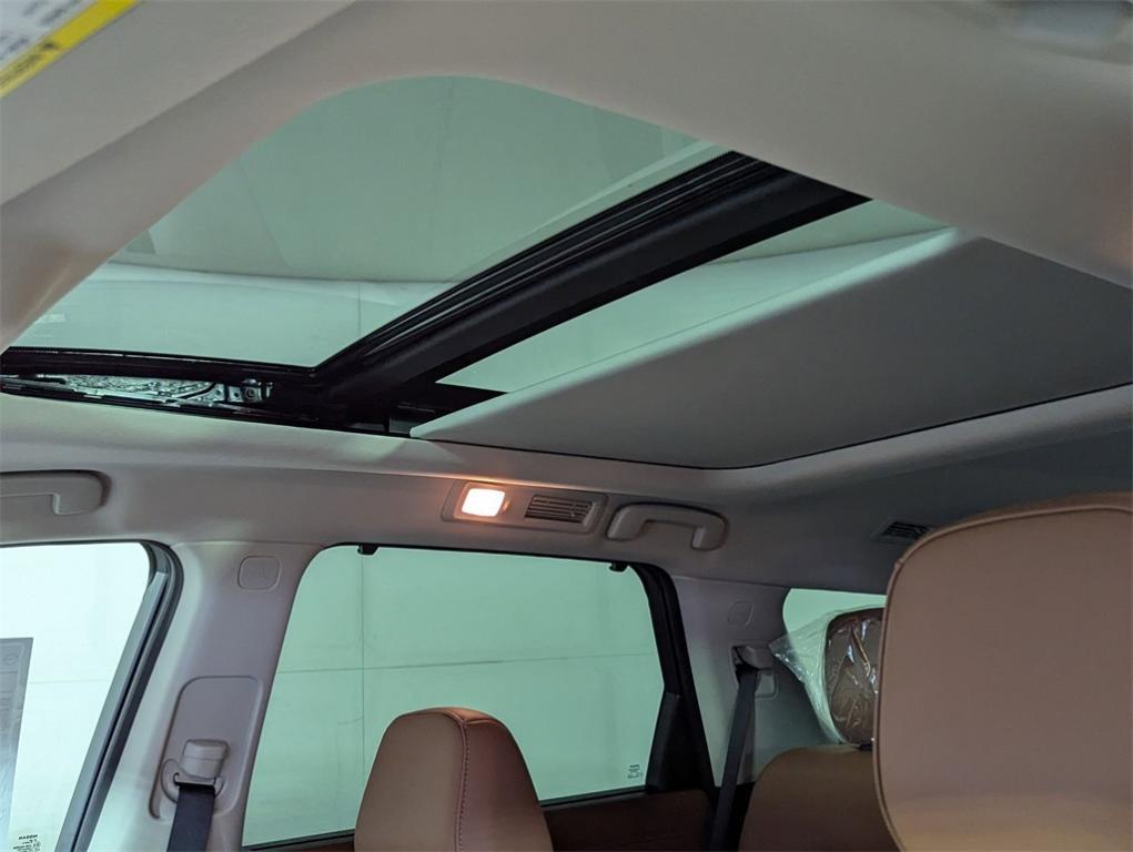 new 2025 Nissan Pathfinder car, priced at $48,824