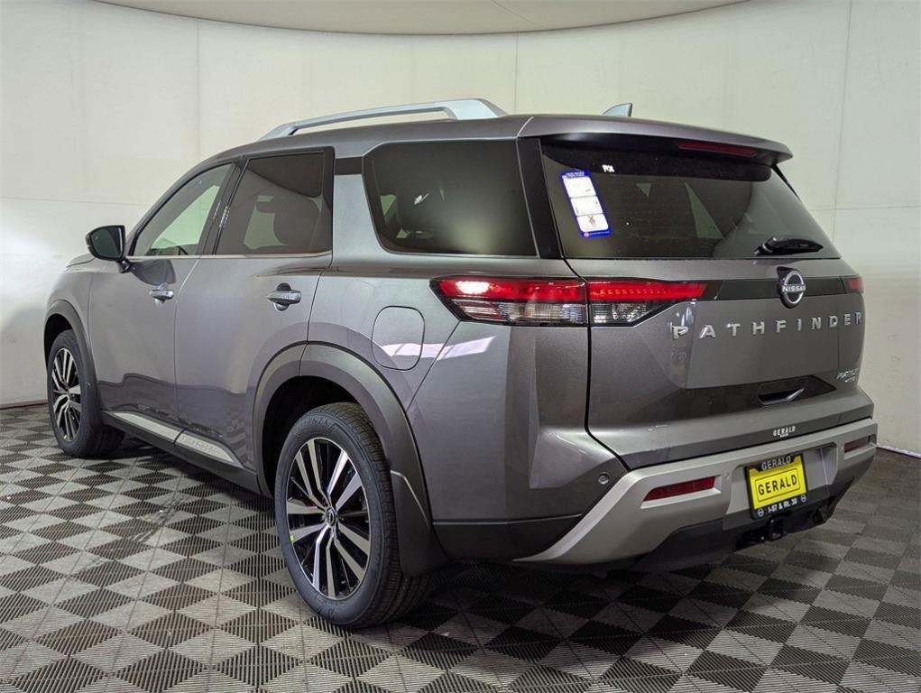 new 2025 Nissan Pathfinder car, priced at $48,824