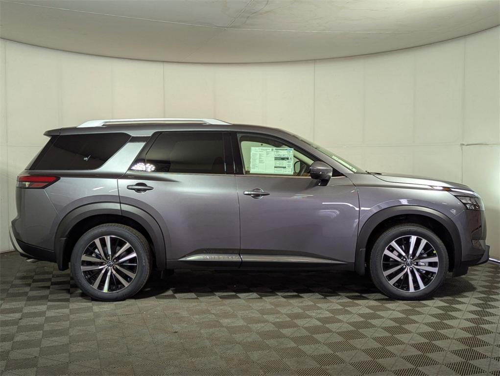 new 2025 Nissan Pathfinder car, priced at $48,824