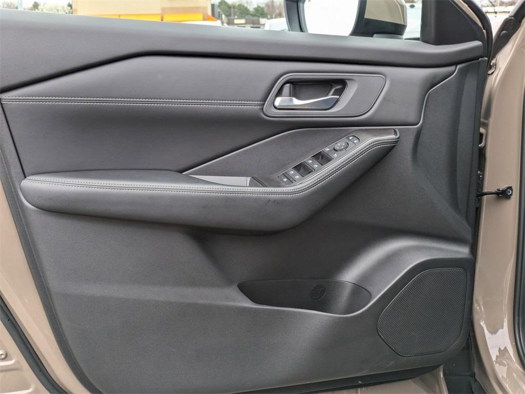 new 2024 Nissan Rogue car, priced at $30,999