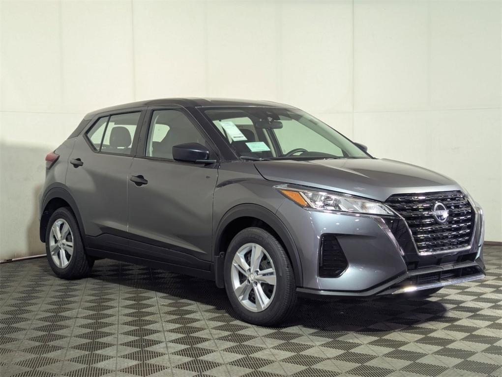 new 2025 Nissan Kicks Play car, priced at $22,057