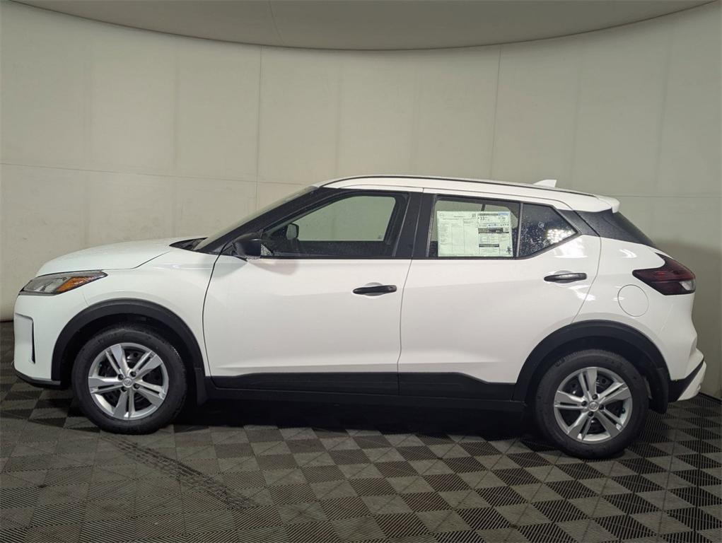new 2025 Nissan Kicks Play car, priced at $22,057