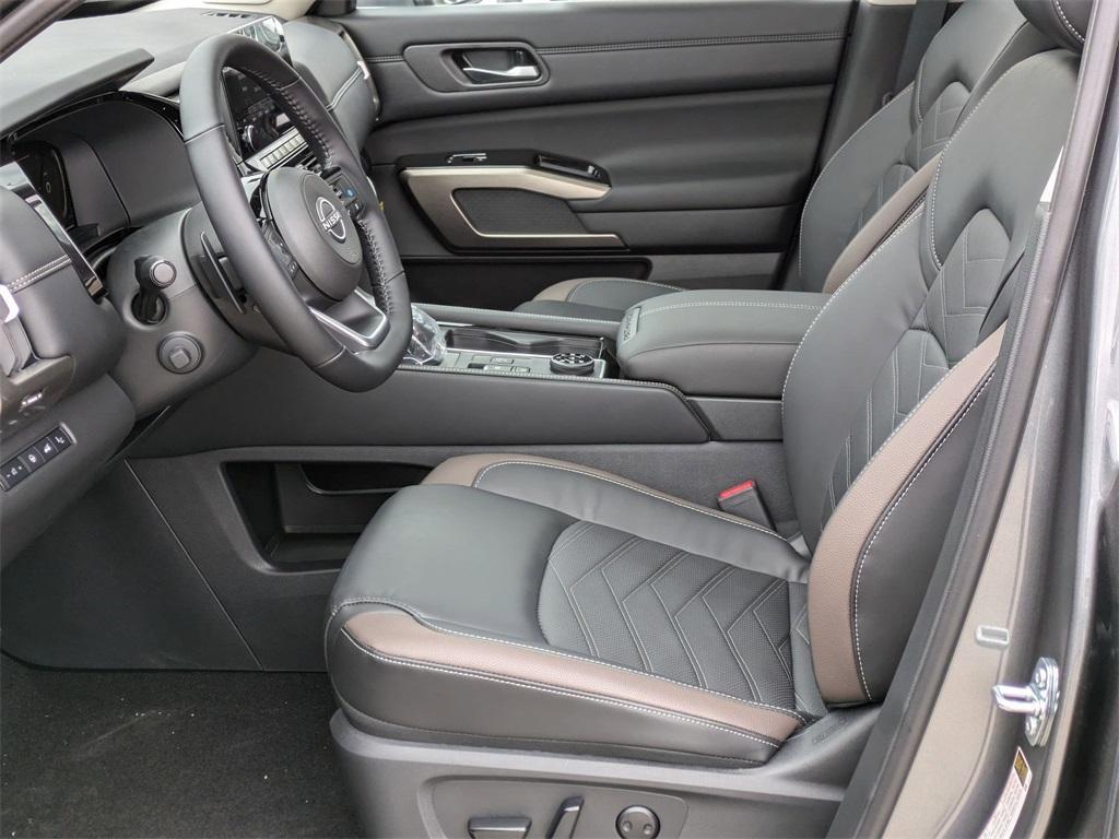 new 2025 Nissan Pathfinder car, priced at $47,102