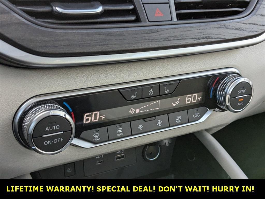 new 2025 Nissan Altima car, priced at $29,990