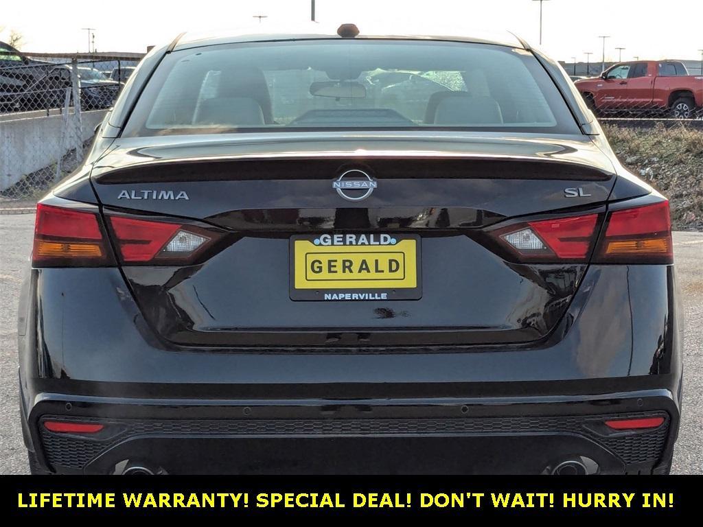 new 2025 Nissan Altima car, priced at $29,990