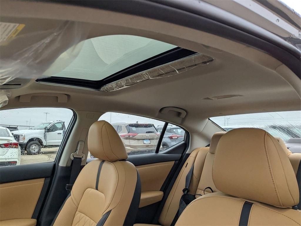 new 2025 Nissan Sentra car, priced at $25,818
