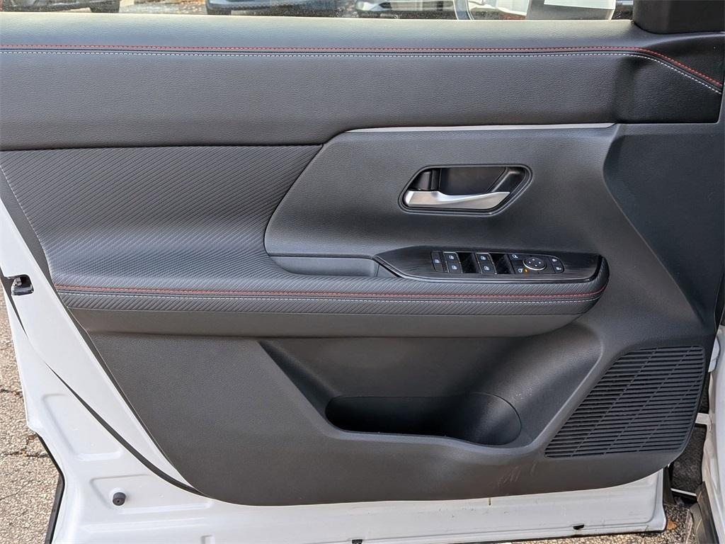 new 2025 Nissan Kicks car, priced at $23,935