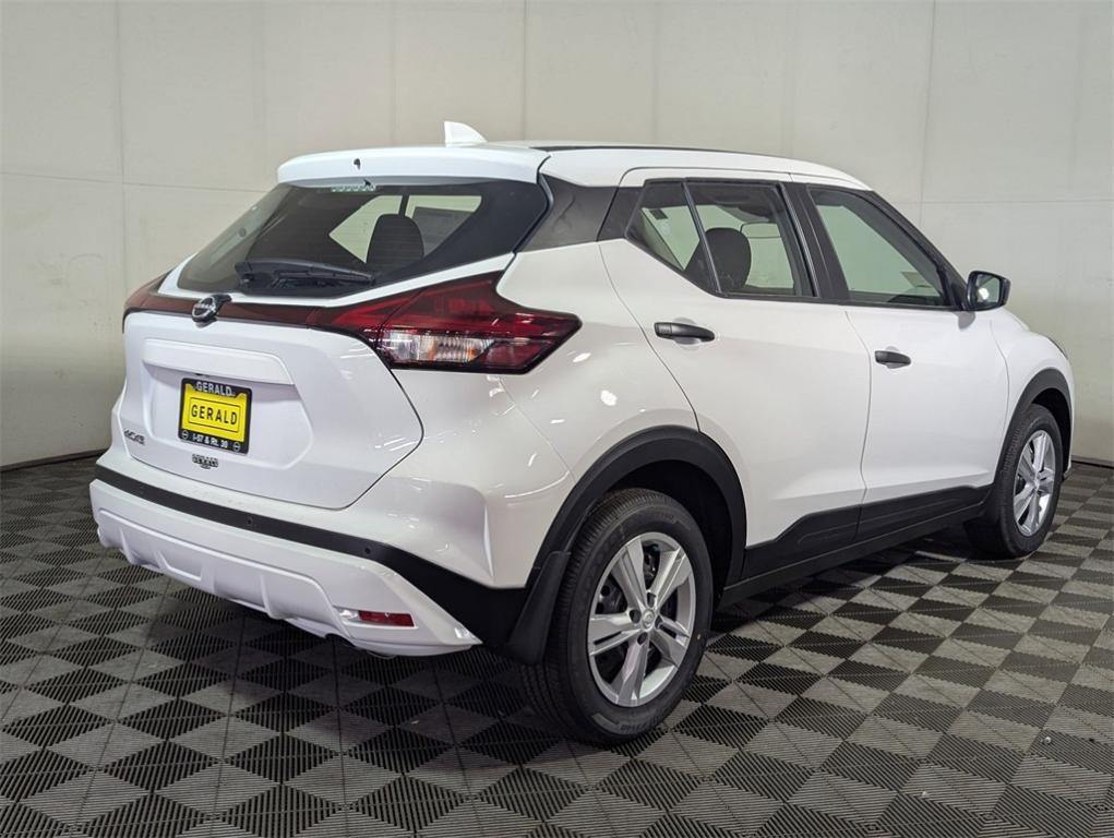 new 2025 Nissan Kicks Play car, priced at $22,057