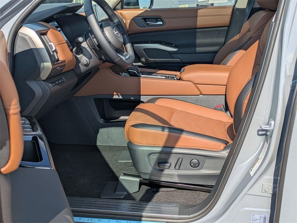 new 2025 Nissan Pathfinder car, priced at $49,795