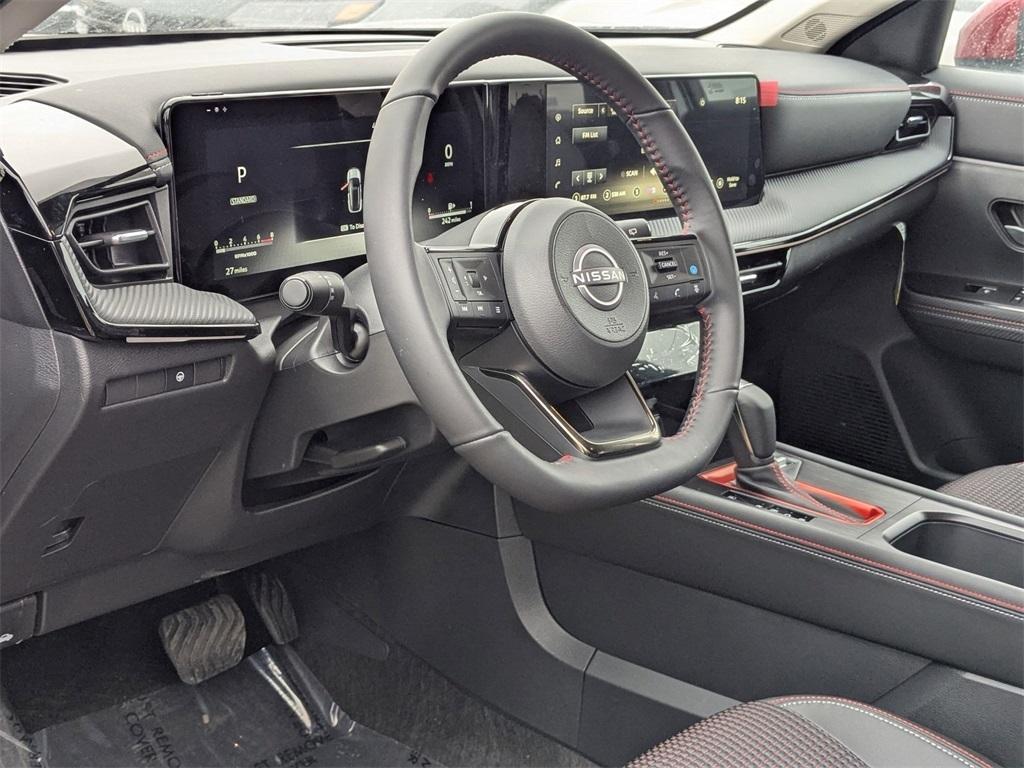 new 2025 Nissan Kicks car, priced at $29,260