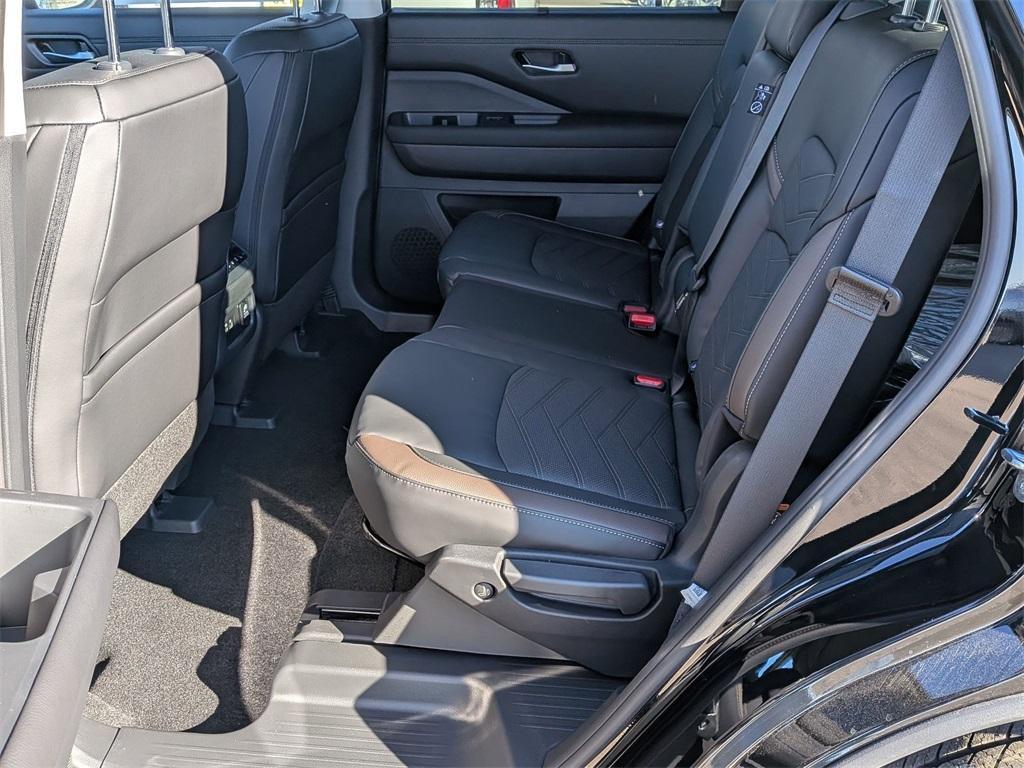 new 2025 Nissan Pathfinder car, priced at $48,510