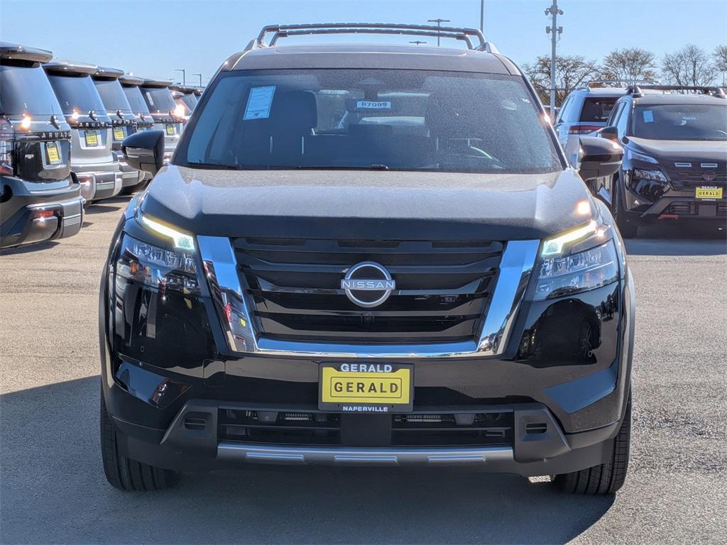new 2025 Nissan Pathfinder car, priced at $48,510